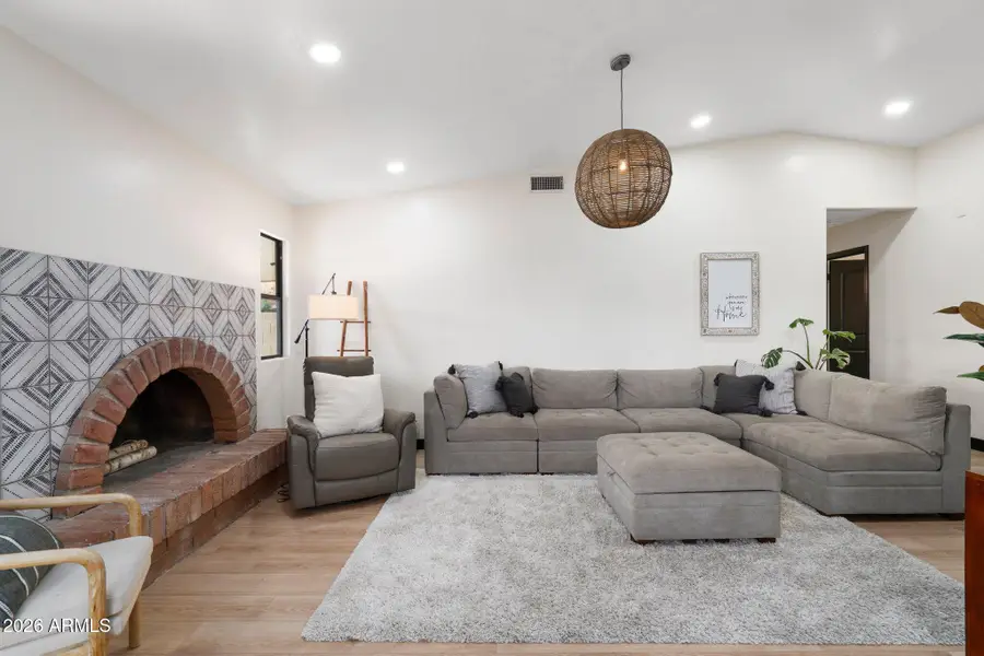 4035 W Loma Lane, Phoenix, AZ 85051 - #3