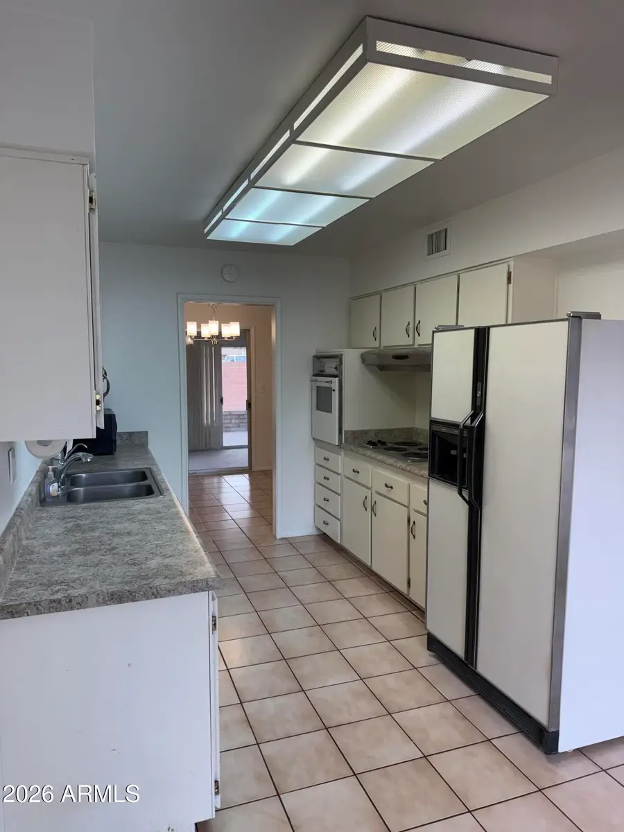 10332 W Wininger Circle, Sun City, AZ 85351 - #3