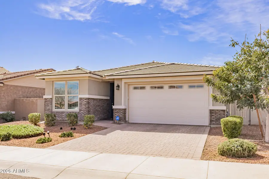 19633 W Montecito Avenue, Litchfield Park, AZ 85340 - #2