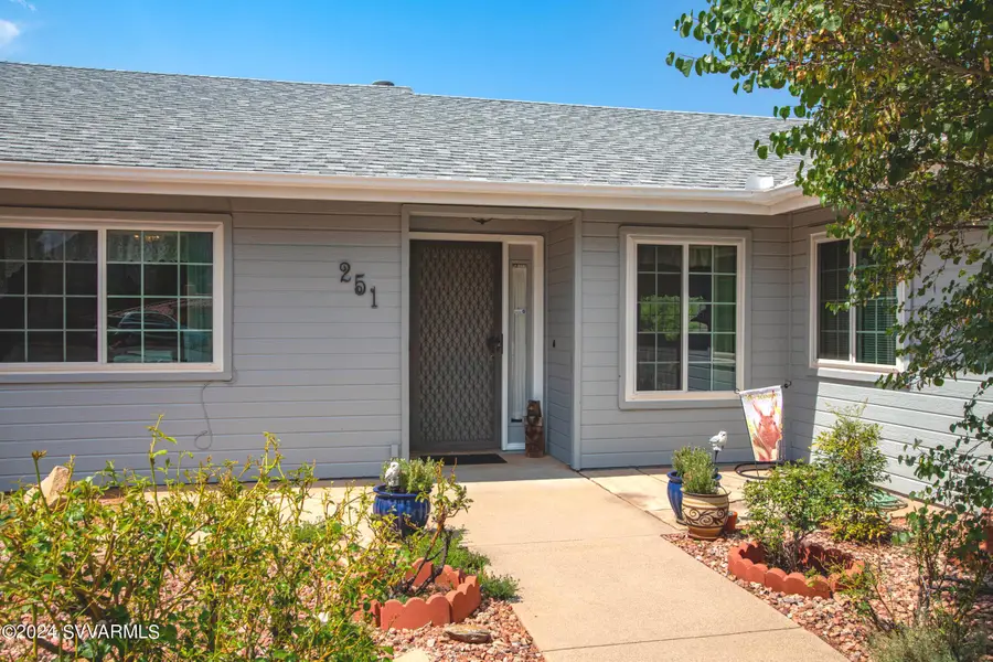 251 E Lindsay Way, Village Of Oak Creek Big Park, AZ 86351 - #2