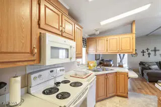 450 W Sunwest Drive #194, Casa Grande, AZ 85122 - #3