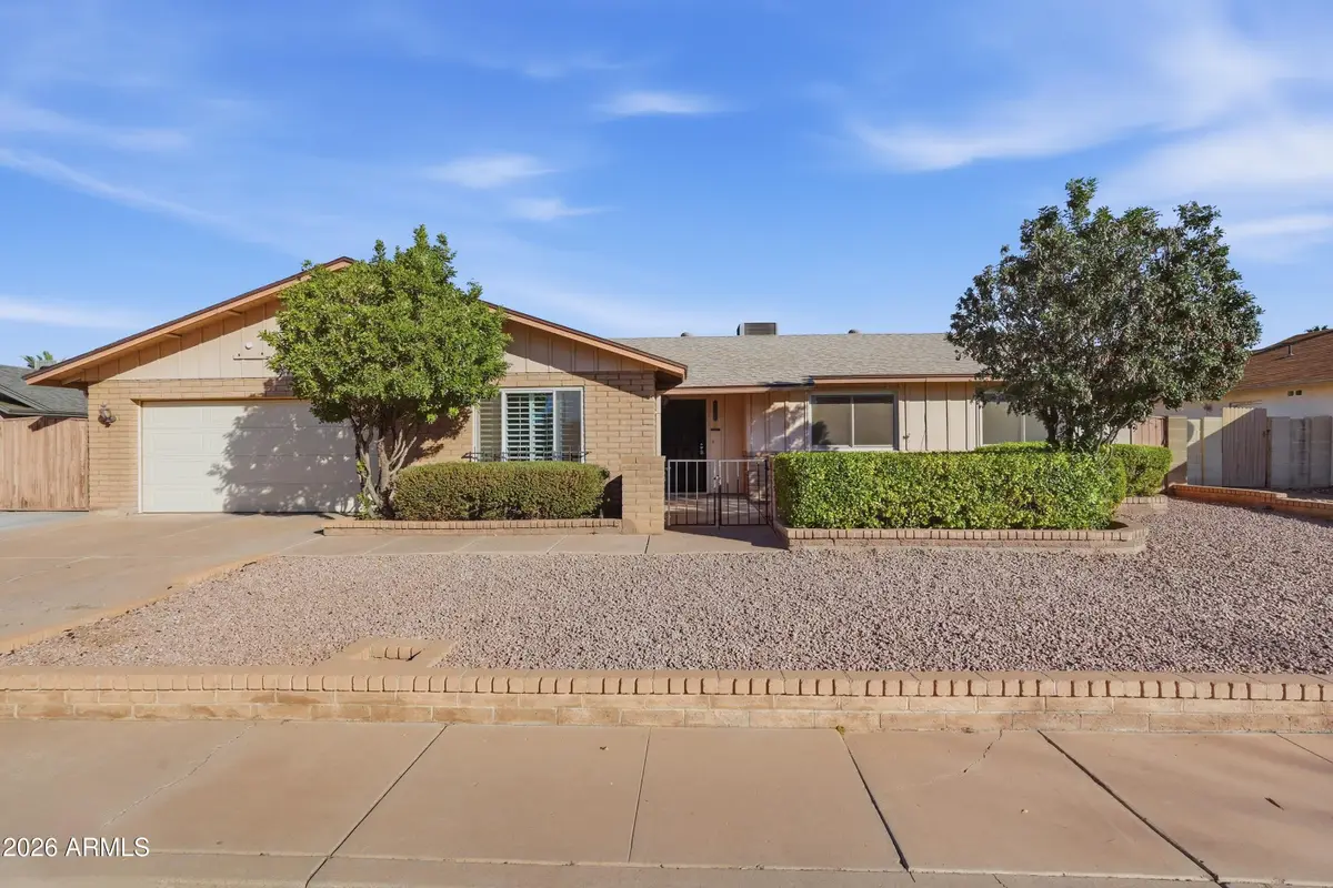 1332 W Lobo Avenue, Mesa, AZ 85202 - #1