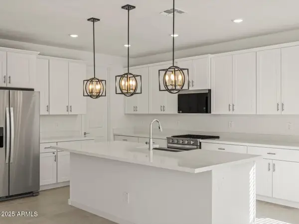 37459 W San Ildefanso Avenue, Maricopa, AZ 85138