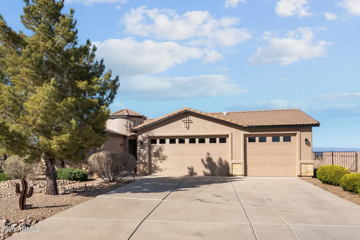 6592 E Saddlehorn Circle, Hereford, AZ 85615 - #1