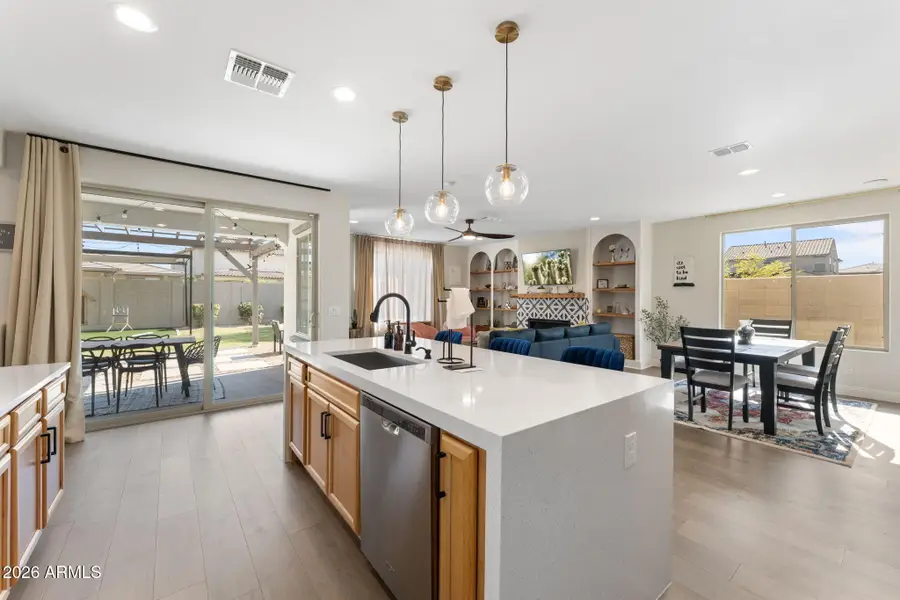 8740 W San Miguel Avenue, Glendale, AZ 85305 - #3