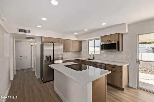 5325 E Des Moines Street, Mesa, AZ 85205