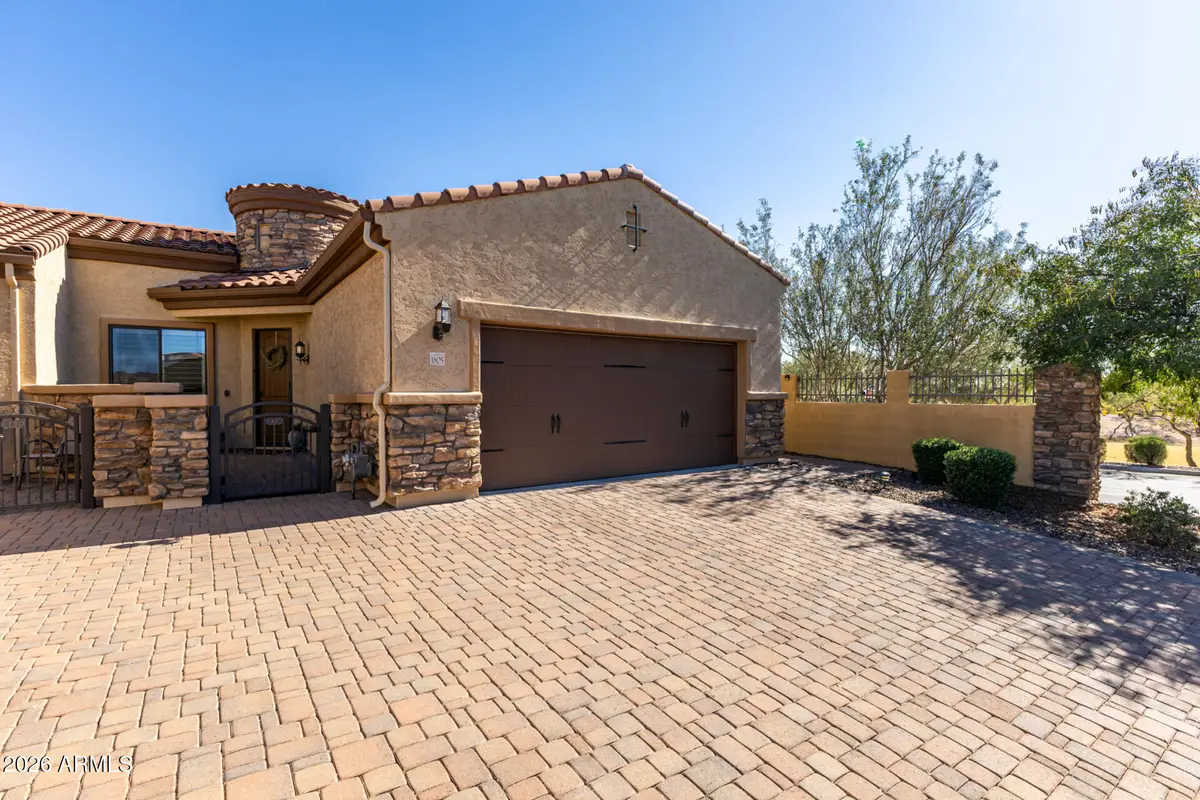 1805 N Red Cliff, Mesa, AZ 85207 - #1