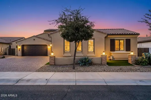 1867 E Gillcrest Road, Gilbert, AZ 85298