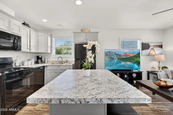 202 N Meridian Road #220, Apache Junction, AZ 85120