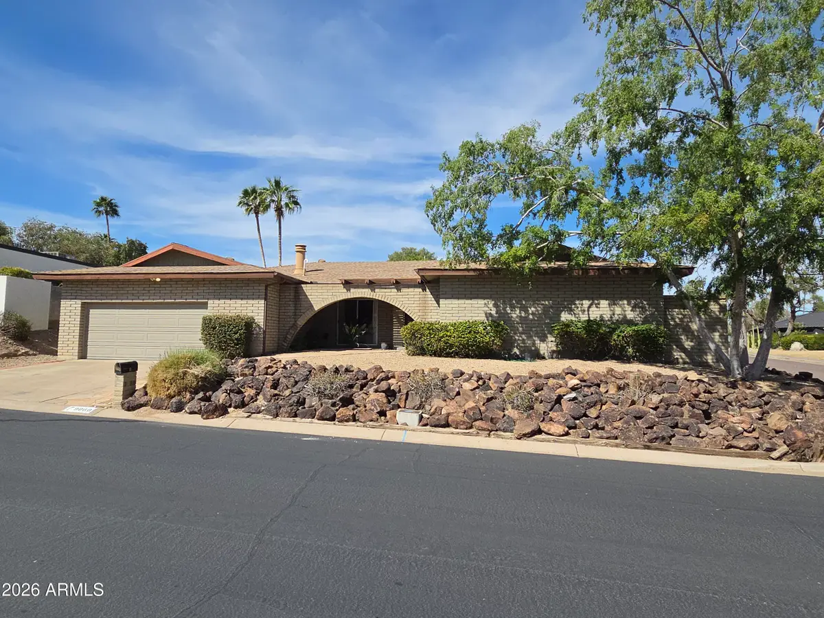 9060 N Arroya Vista Drive, Phoenix, AZ 85028 - #1