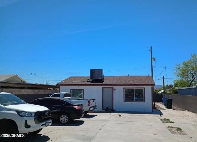 2435 W Yuma Street, Phoenix, AZ 85009 - #1