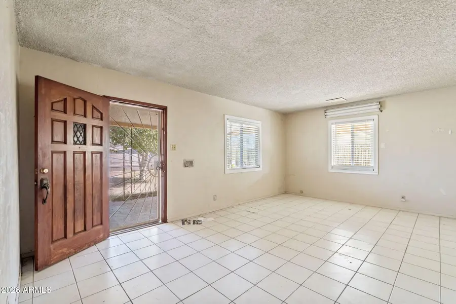 3846 N 11th Avenue, Phoenix, AZ 85013 - #3