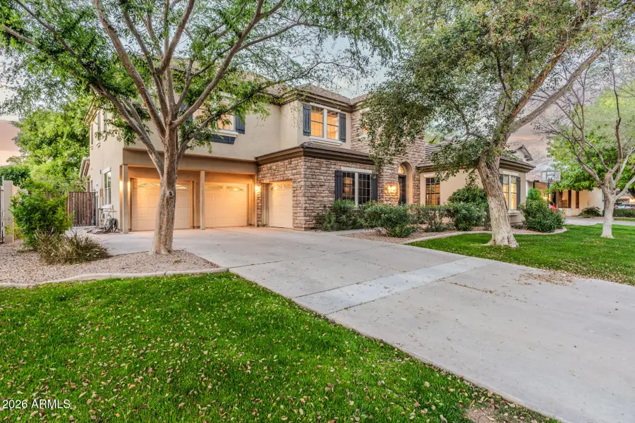 2886 E Washington Avenue, Gilbert, AZ 85234 - #3