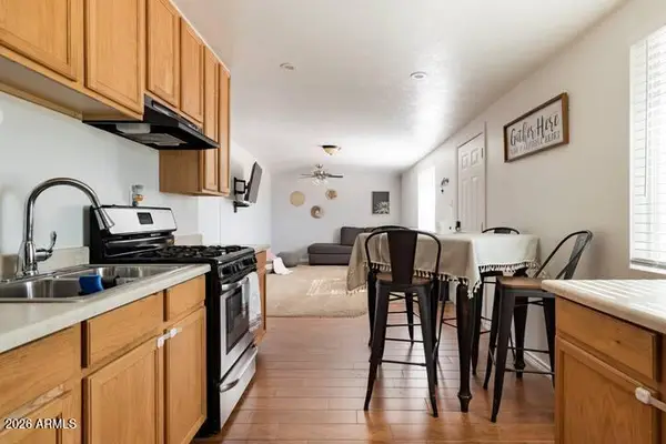 6320 W Mitchell Drive, Phoenix, AZ 85033