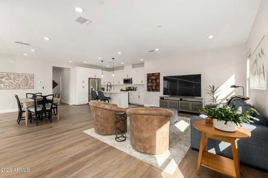 675 E Ginko Avenue #201, Gilbert, AZ 85297 - #3