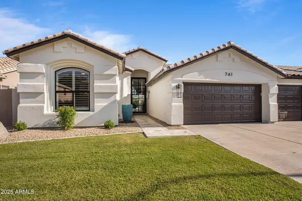 741 W Hackberry Drive, Chandler, AZ 85248