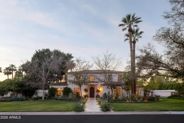 3042 N Manor Drive E, Phoenix, AZ 85014