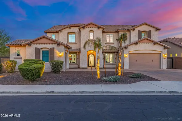 2613 S Velvendo Drive, Gilbert, AZ 85295