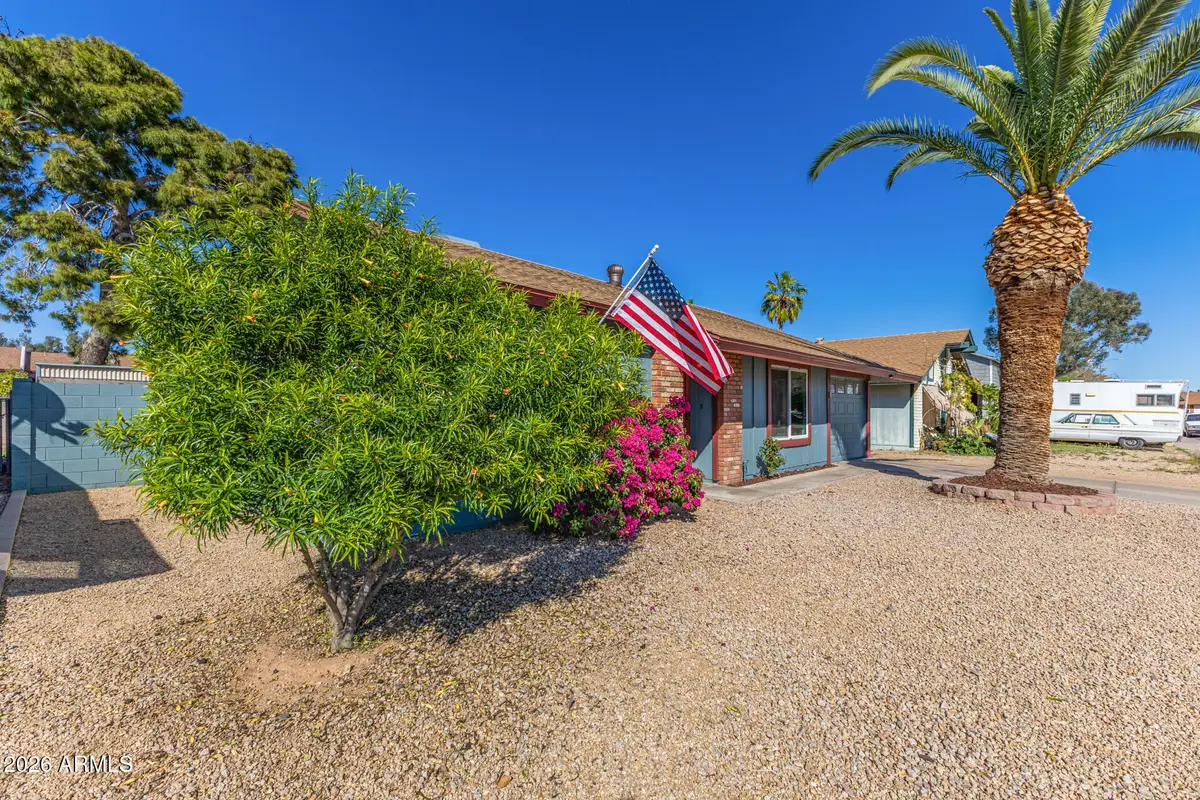 5940 W Mauna Loa Lane, Glendale, AZ 85306 - #1