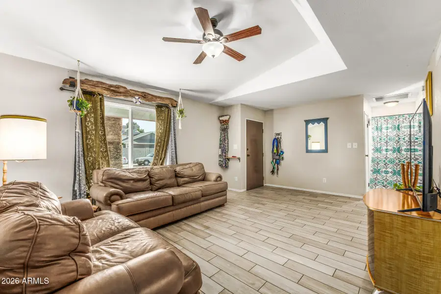 5940 W Mauna Loa Lane, Glendale, AZ 85306 - #2