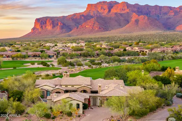 3504 S First Water Trail, Gold Canyon, AZ 85118