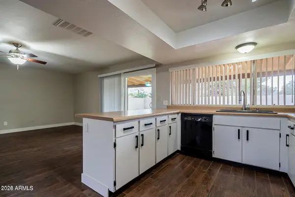 3523 W Detroit Street, Chandler, AZ 85226