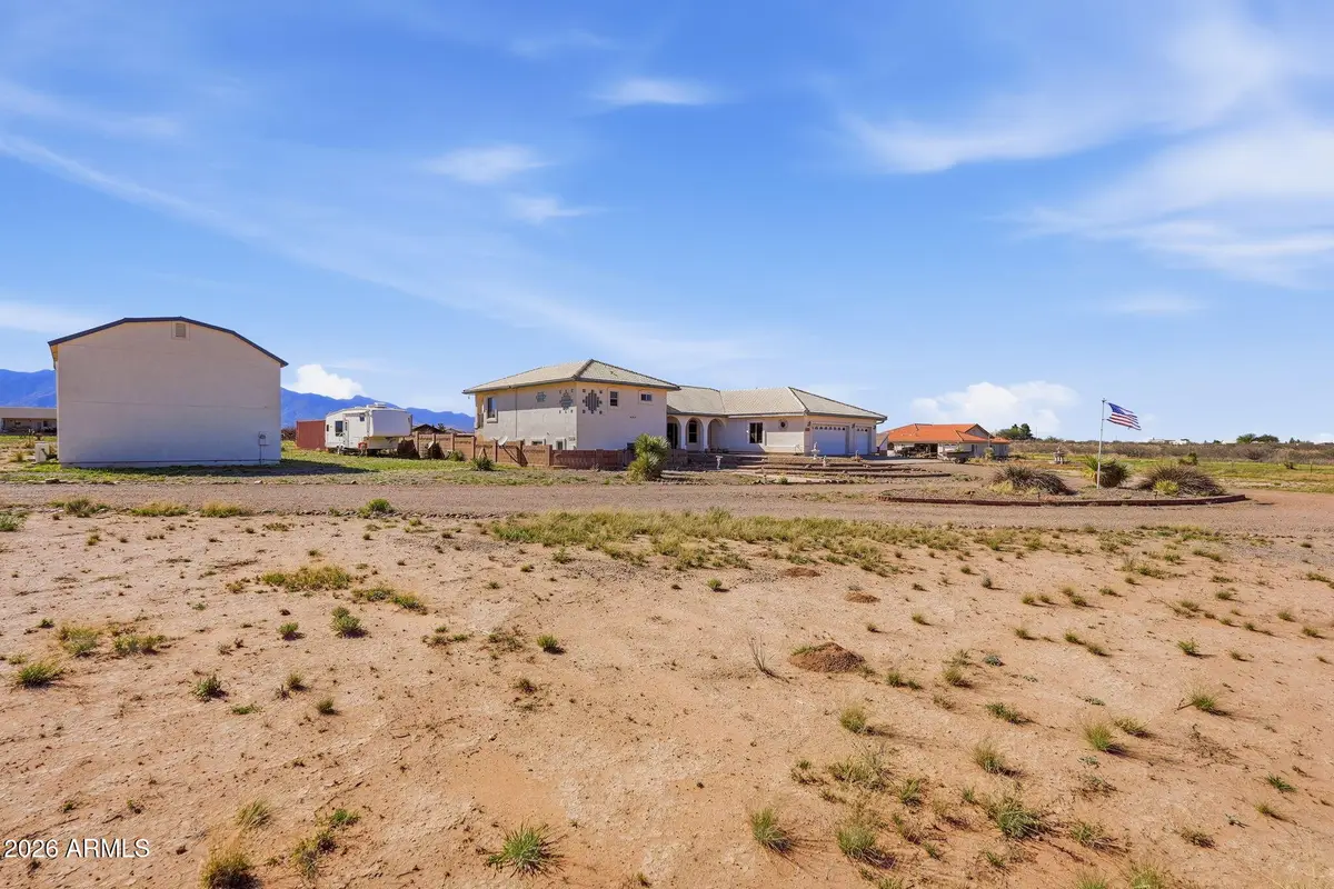 10427 E Blue Sky Vista, Hereford, AZ 85615 - #1