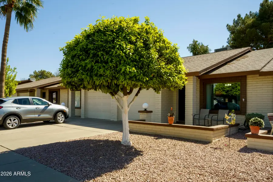 2064 S Farnsworth Drive #15, Mesa, AZ 85209 - #3