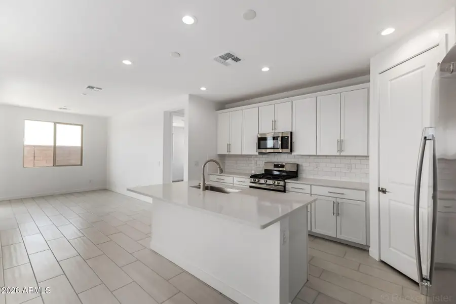 8728 S 170th Avenue, Goodyear, AZ 85338 - #2