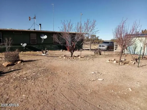 5803 Dark Canyon Drive, Winslow, AZ 86047