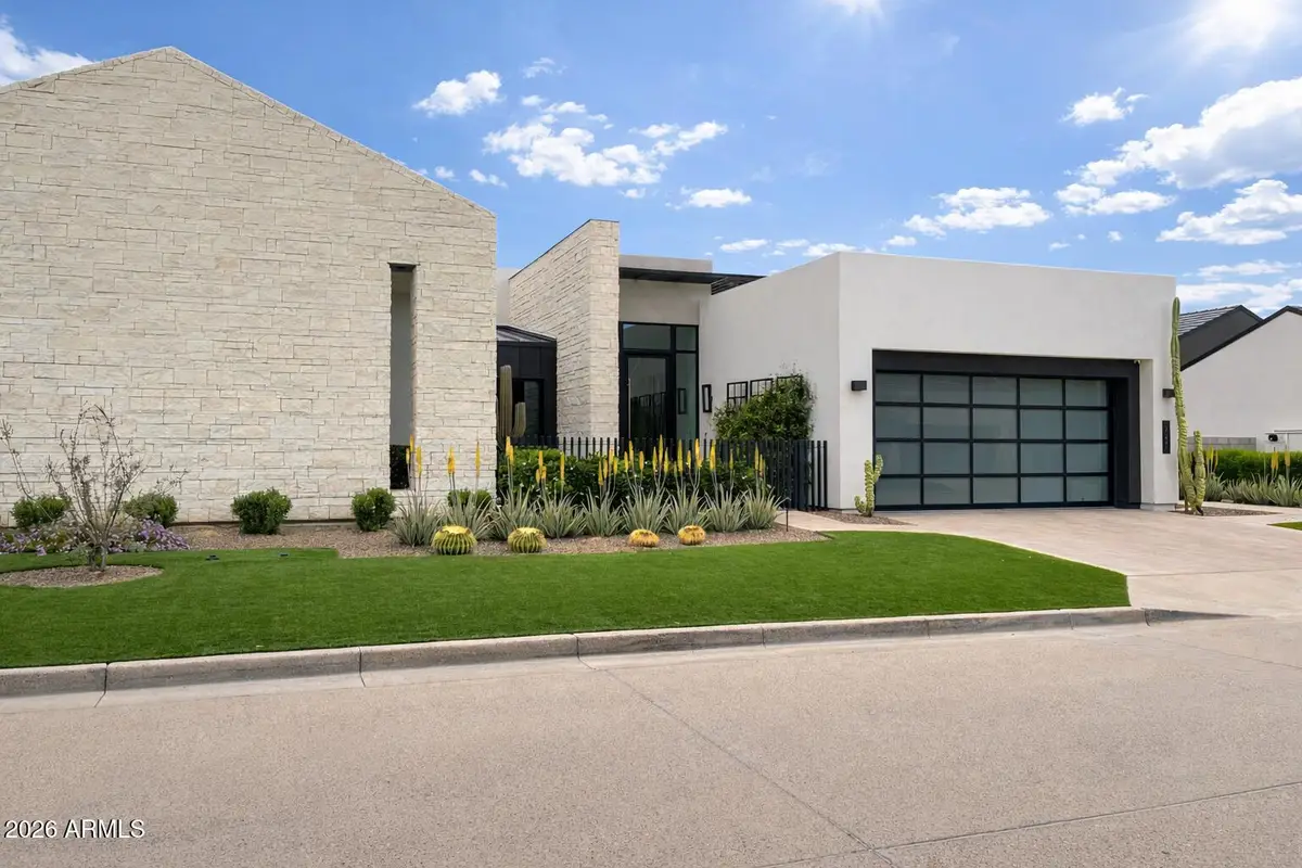 6838 E Joshua Tree Lane, Paradise Valley, AZ 85253 - #1