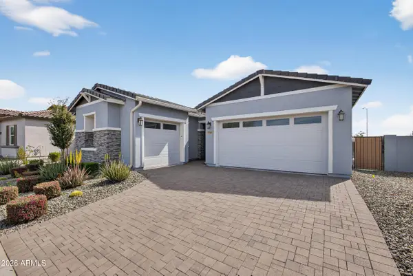 9969 S Dutchman Drive, Apache Junction, AZ 85120