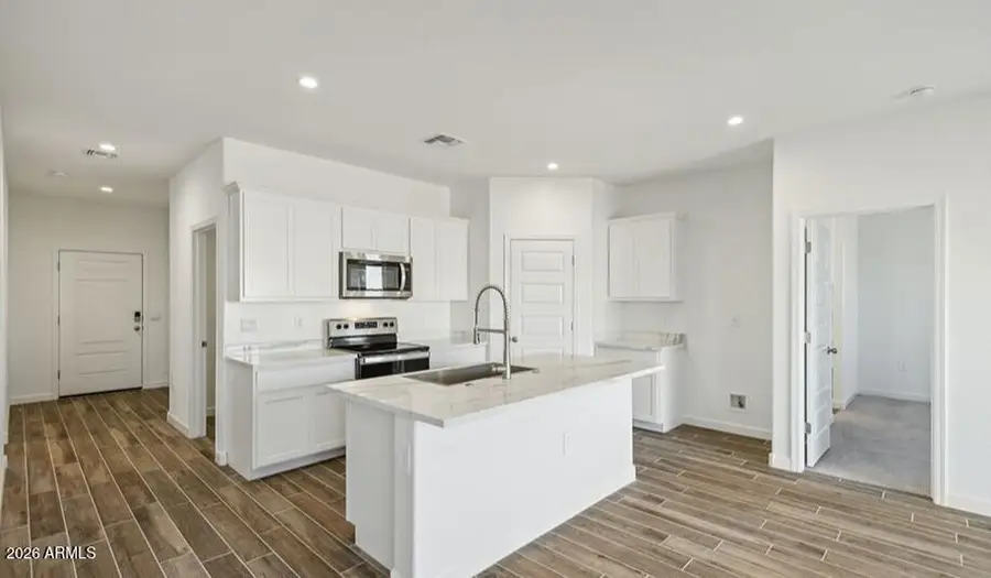 1554 E Glazier Drive E, Casa Grande, AZ 85122 - #3