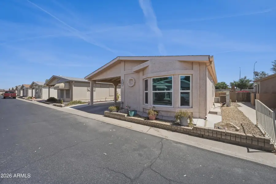 6501 S Oakmont Drive, Chandler, AZ 85249 - #3