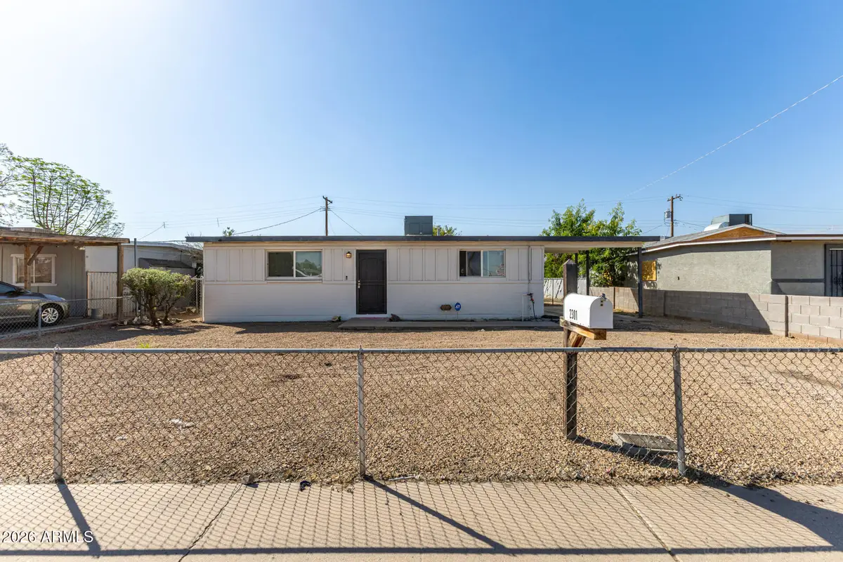 2301 E Lynne Lane, Phoenix, AZ 85042 - #1