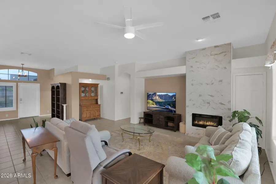 9812 E Monterey Avenue, Mesa, AZ 85209 - #3