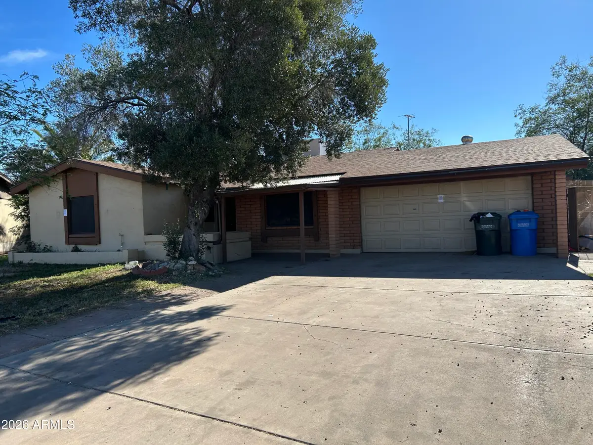 7949 W Montecito Avenue, Phoenix, AZ 85033 - #1