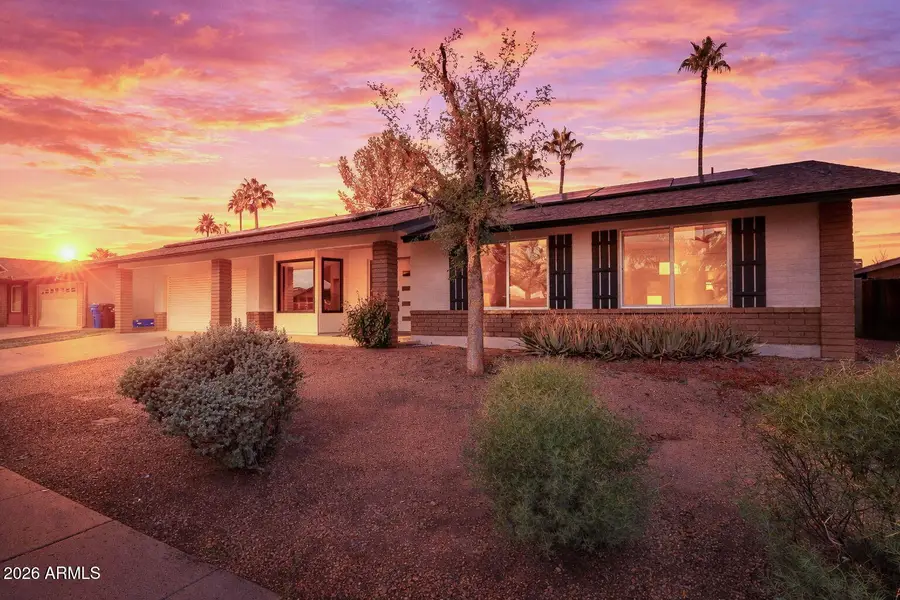 116 E Helena Drive, Phoenix, AZ 85022 - #2