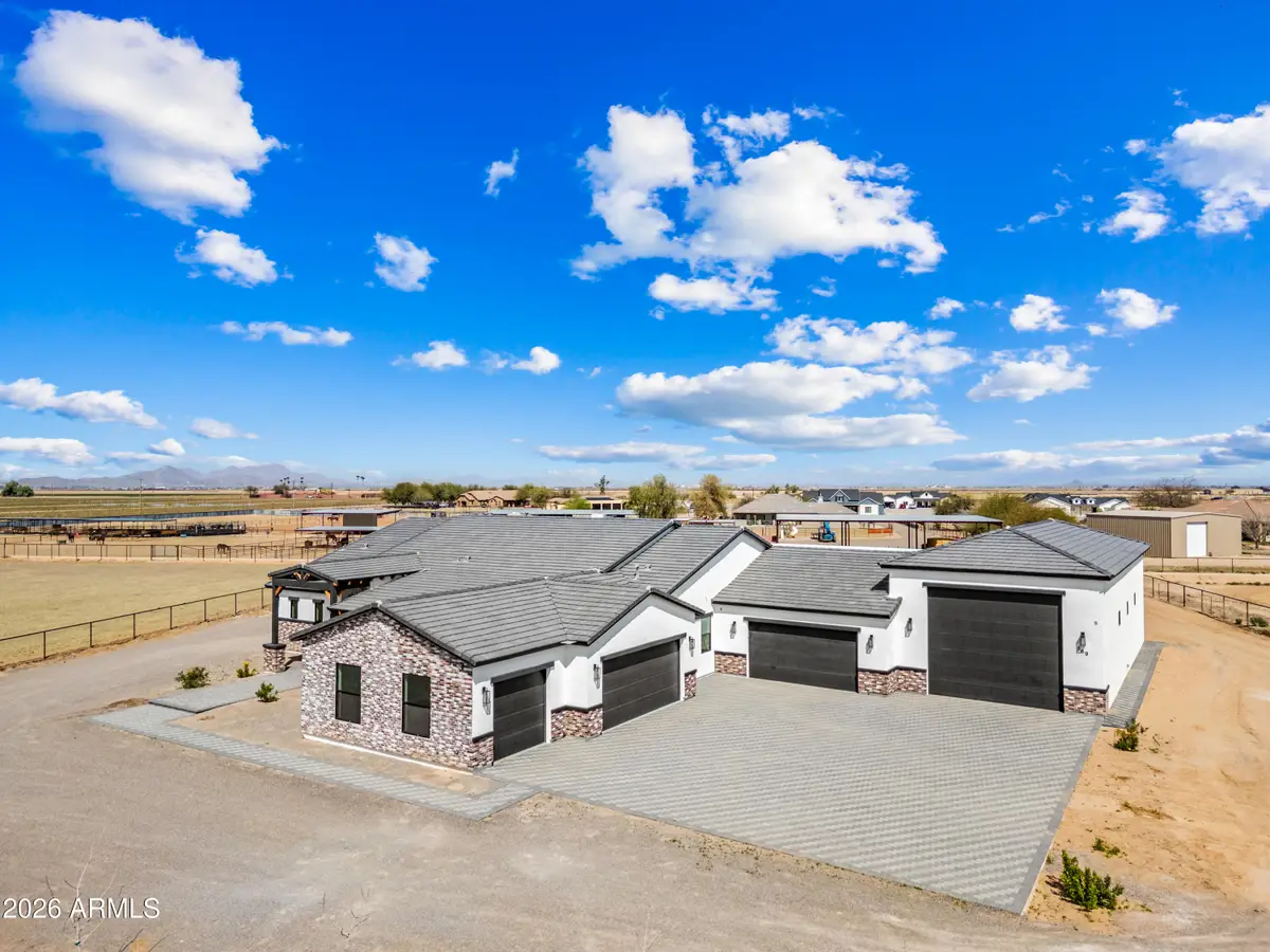 569 S May Place, Casa Grande, AZ 85194 - #1