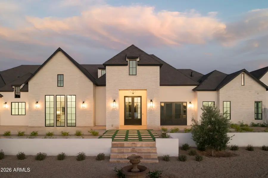 10229 N 64th Street, Paradise Valley, AZ 85253 - #2