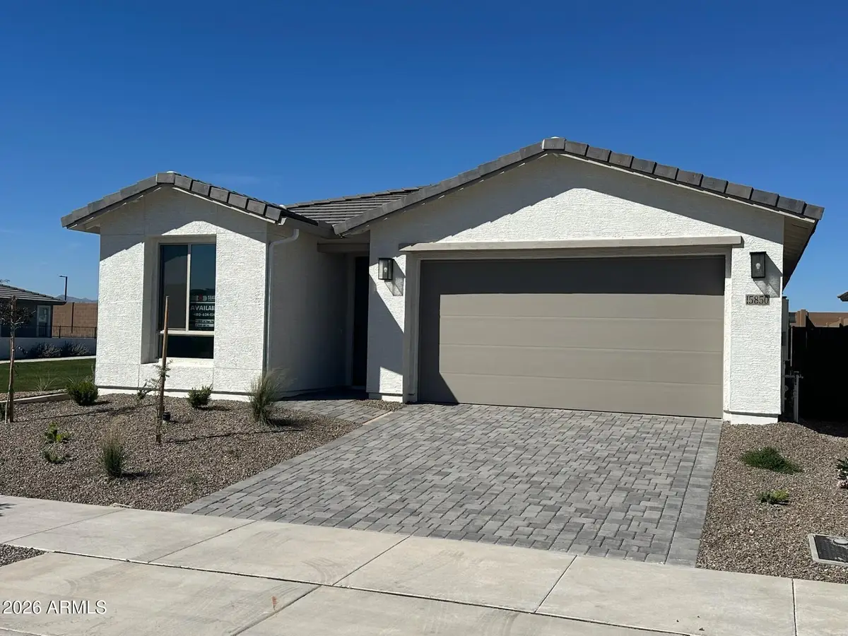 15850 W Vogel Avenue, Goodyear, AZ 85338 - #1