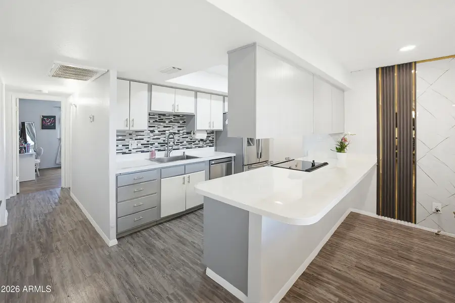 9521 N 43rd Drive, Glendale, AZ 85302 - #2