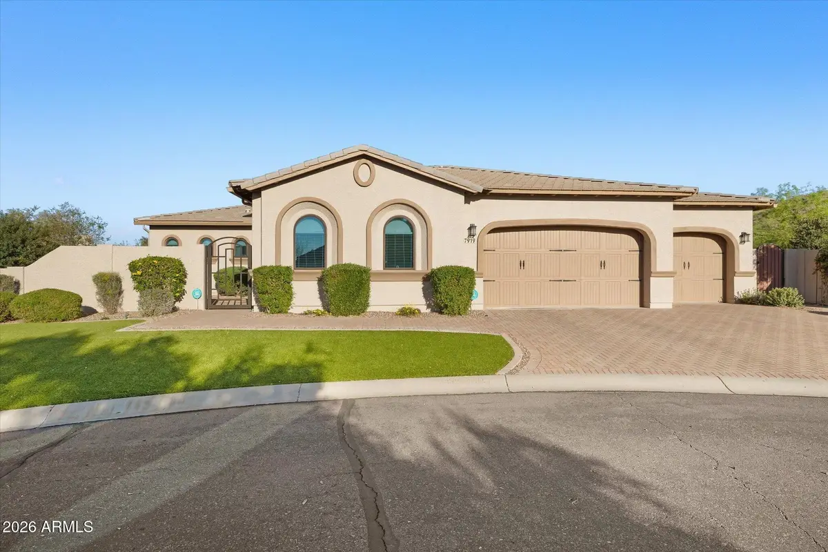 7919 S 32nd Place, Phoenix, AZ 85042 - #1