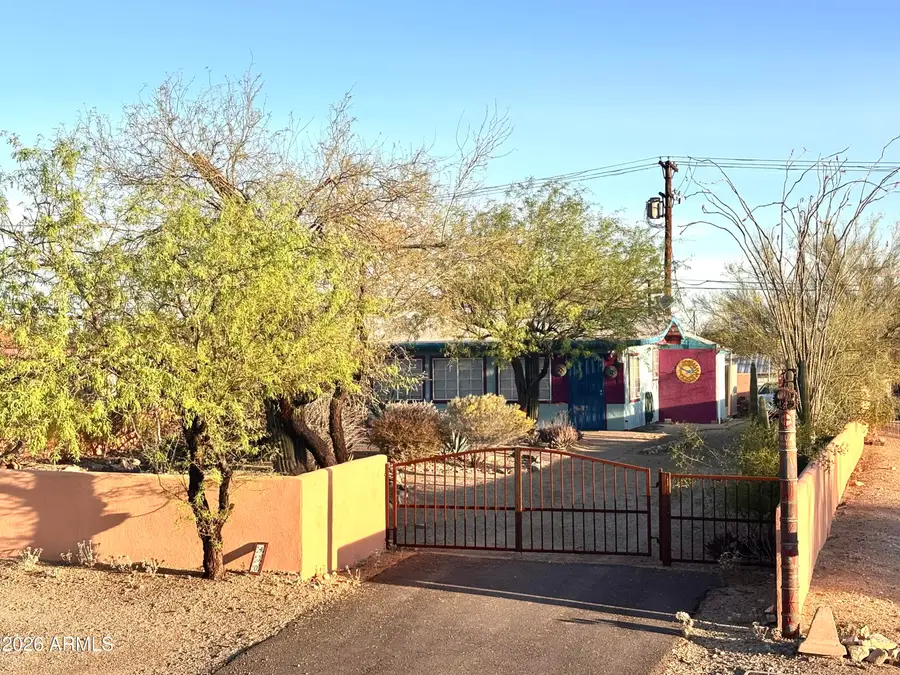 430 W Esperanza Avenue, Ajo, AZ 85321 - #3