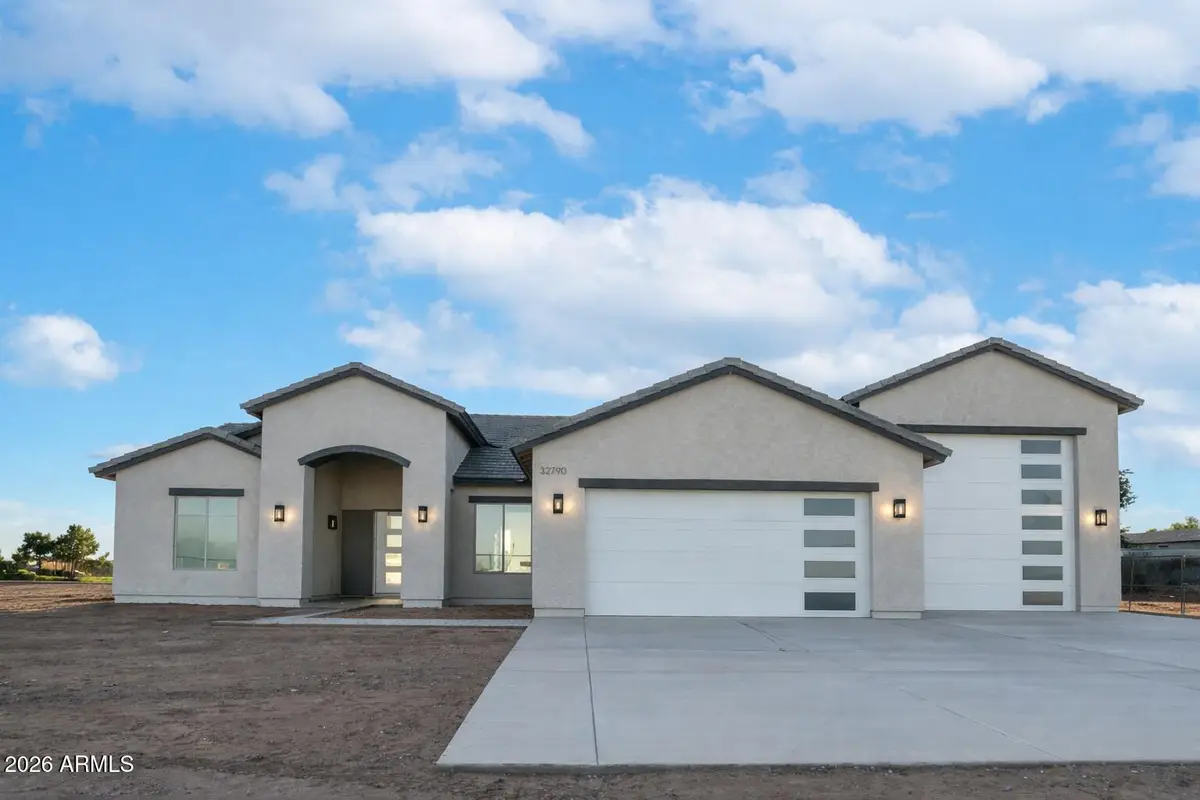 32790 N 213th Dr Drive, Wittmann, AZ 85361 - #1