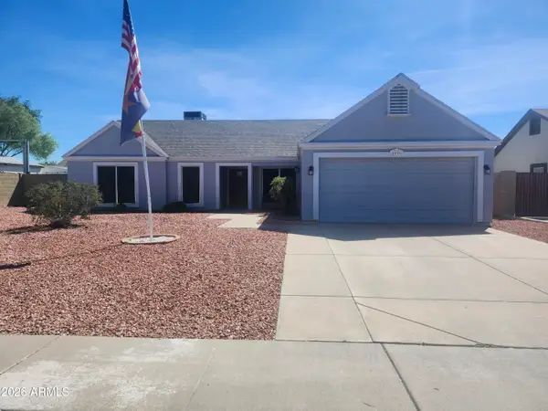 8339 W Windrose Drive, Peoria, AZ 85381