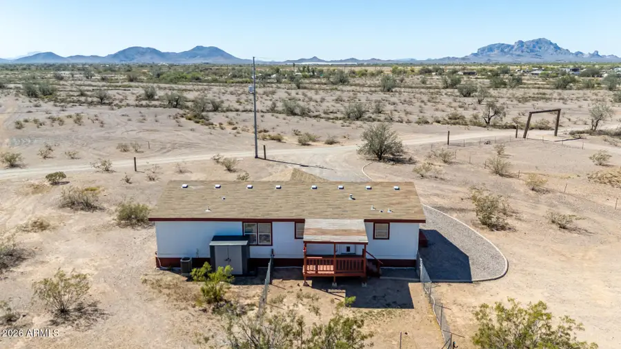 40946 W Montebello Avenue, Tonopah, AZ 85354 - #2