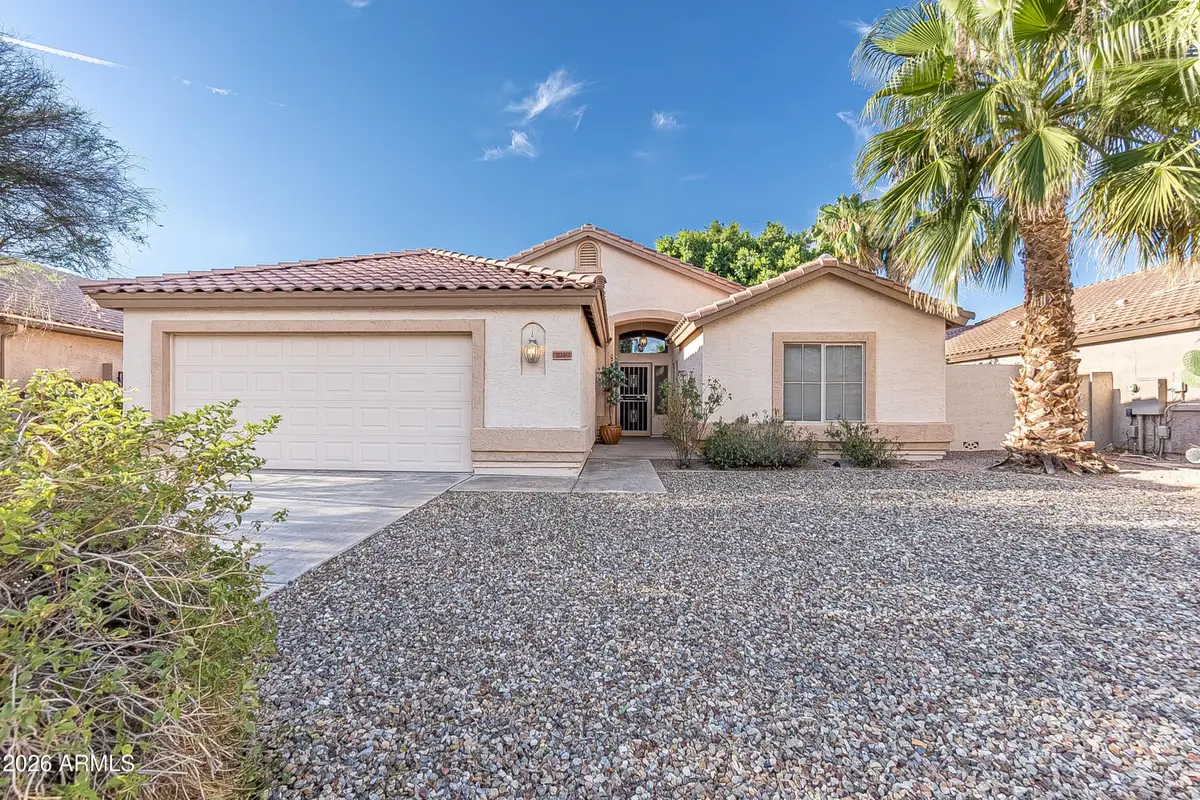 1049 W Vaughn Avenue, Gilbert, AZ 85233 - #1