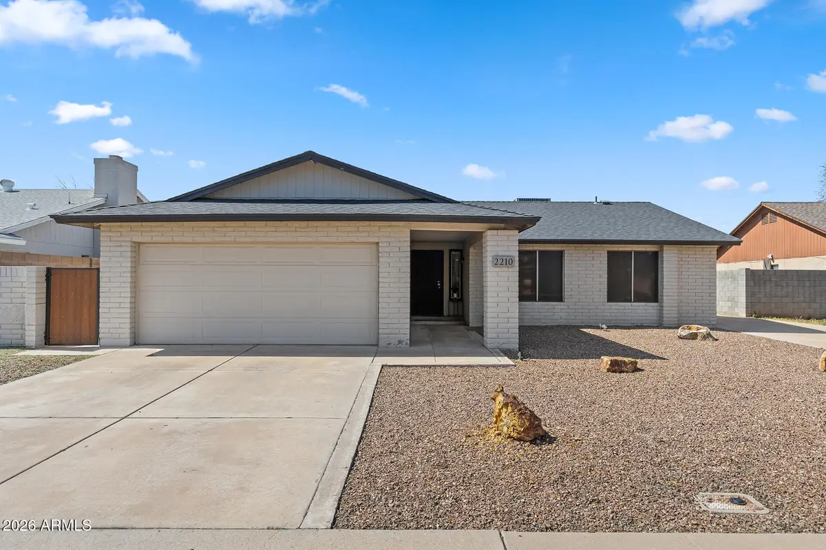 2210 E Edgewood Avenue, Mesa, AZ 85204 - #1