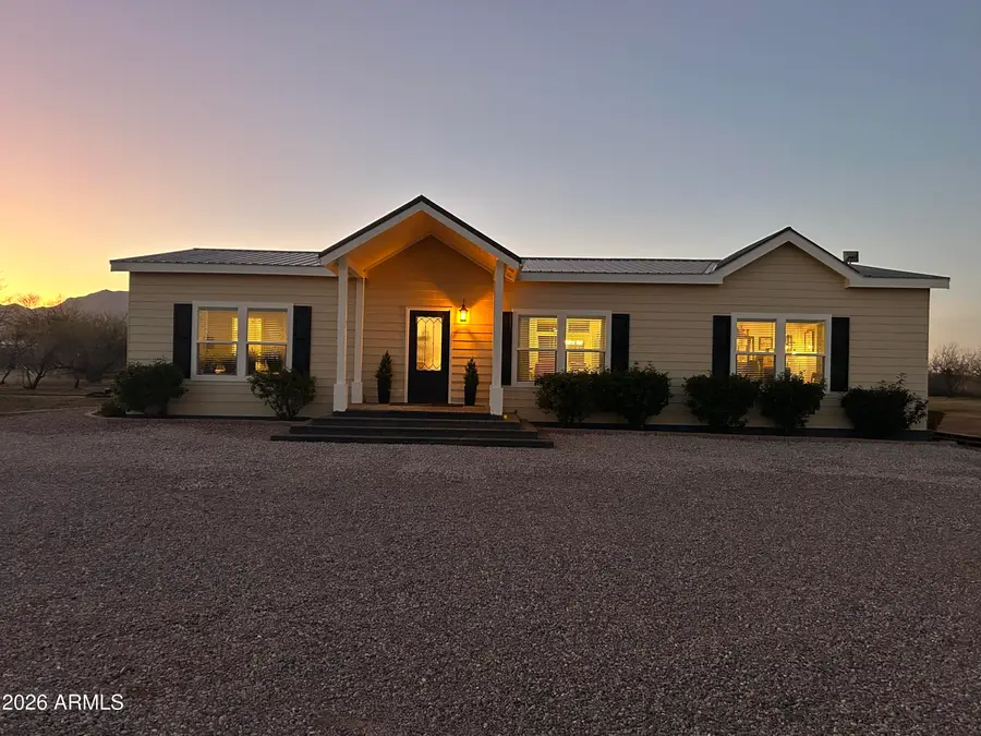 277 E Allen Lane, Huachuca City, AZ 85616 - #2